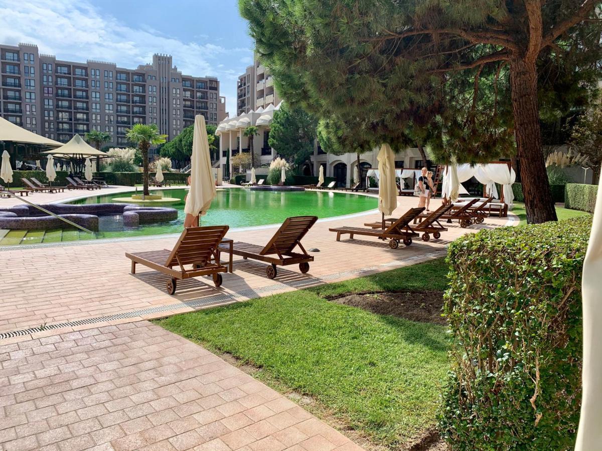 Royal Beach Apartments - 5M To Pool, 100M To Beach サニービーチ エクステリア 写真