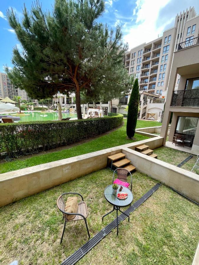 Royal Beach Apartments - 5M To Pool, 100M To Beach サニービーチ エクステリア 写真
